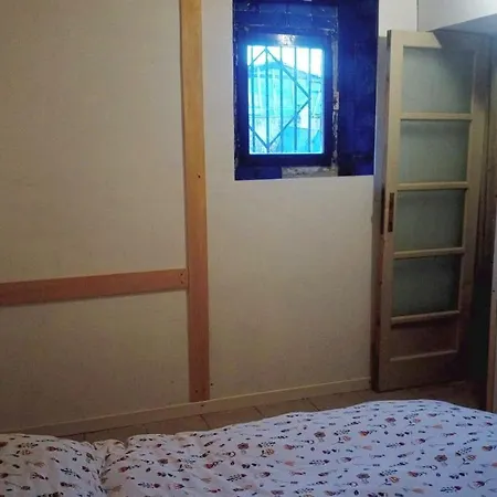 Casa Rustica Nel A 350 M Dalla Metro Apartment